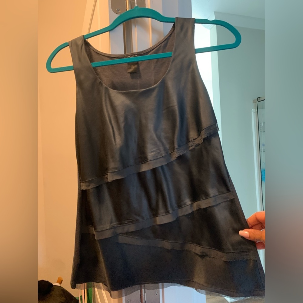 Dark grey tank